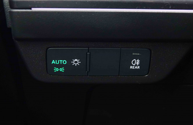 AUDI_AUDI_Q4 E_TRON_2652905_22.jpg