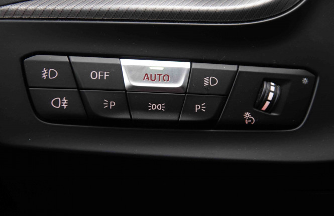 BMW_BMW_1_2549442_10.jpg