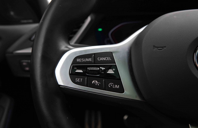BMW_BMW_1_2549442_22.jpg