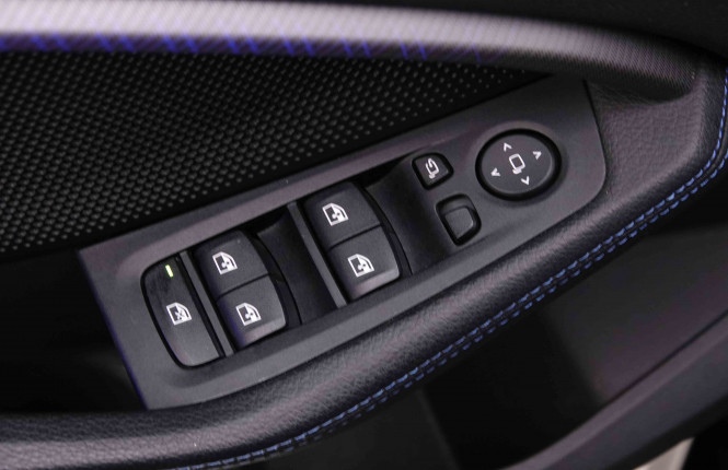BMW_BMW_2_2341831_24.jpg