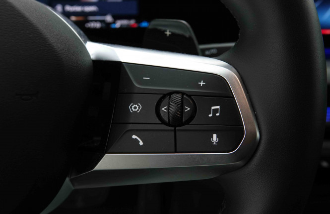 BMW_BMW_2_2653541_19.jpg