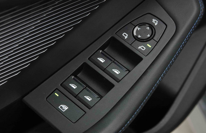 BMW_BMW_2_2653543_19.jpg