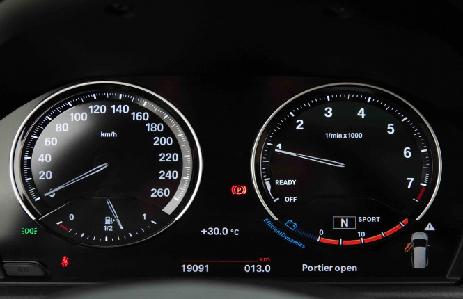 BMW_BMW_2_2654416_17.jpg