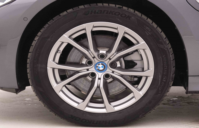 BMW_BMW_3_2548342_22.jpg