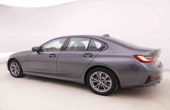 BMW_BMW_3_2548342_26.jpg