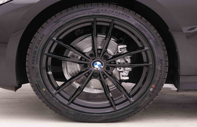 BMW_BMW_3_2549297_25.jpg