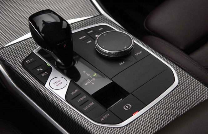 BMW_BMW_3_2549714_17.jpg