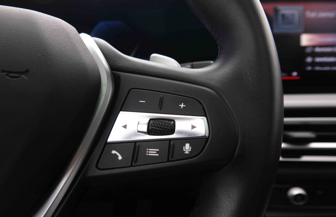 BMW_BMW_3_2550111_24.jpg