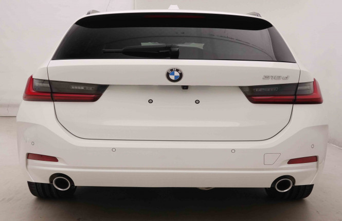 BMW_BMW_3_2550279_32.jpg