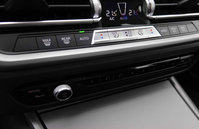 BMW_BMW_3_2550473_16.jpg