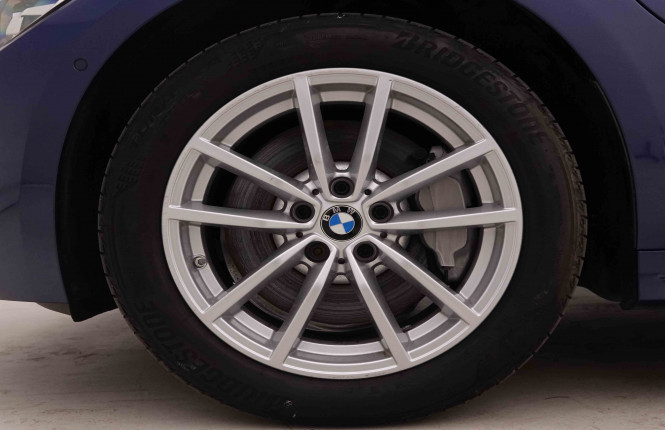 BMW_BMW_3_2550473_25.jpg