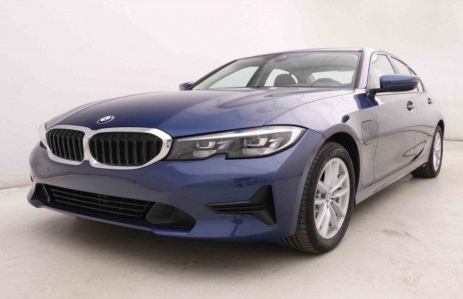 BMW_BMW_3_2550473_28.jpg