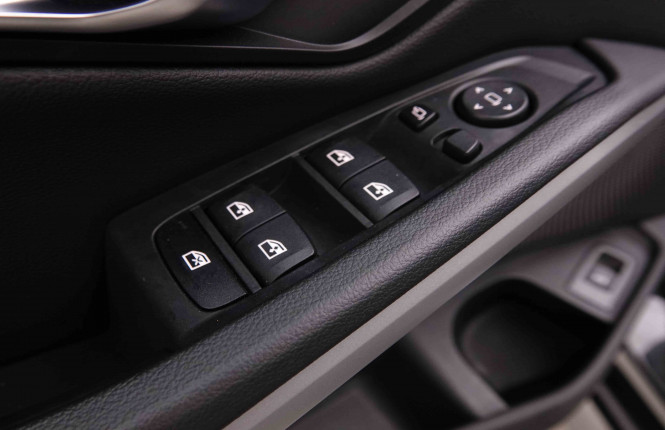 BMW_BMW_3_2550494_22.jpg