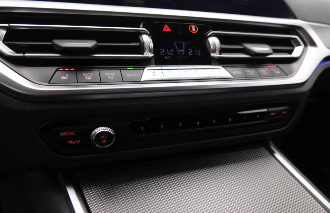 BMW_BMW_3_2551091_16.jpg