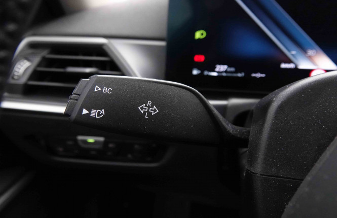 BMW_BMW_3_2651979_20.jpg BMW_BMW_3_2651979_20.jpg