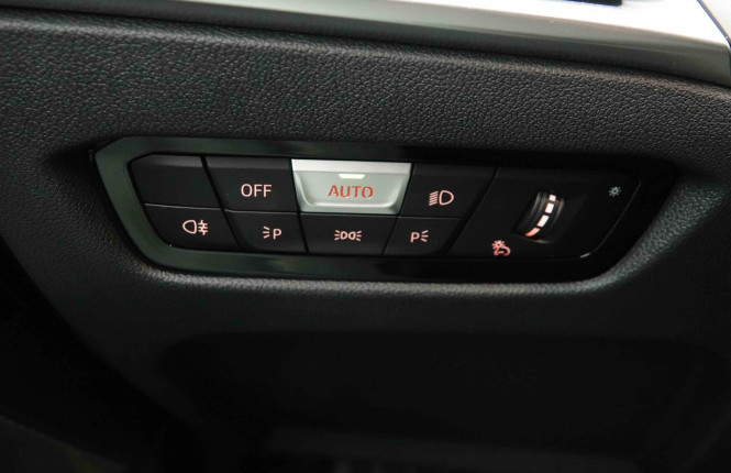 BMW_BMW_3_2654156_22.jpg