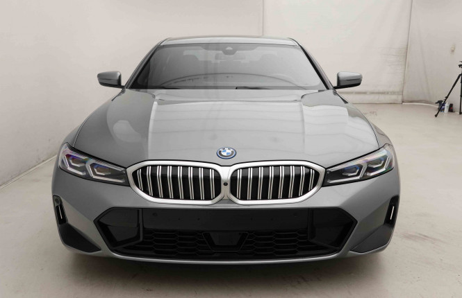 BMW_BMW_3_2654395_28.jpg
