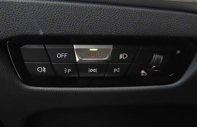 BMW_BMW_3_2654396_22.jpg