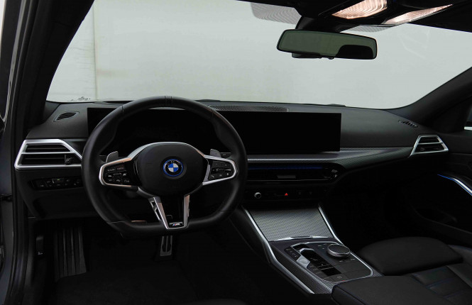 BMW_BMW_3_2654396_8.jpg