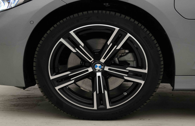 BMW_BMW_3_2654397_24.jpg