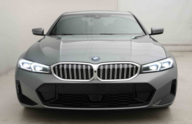 BMW_BMW_3_2654397_28.jpg