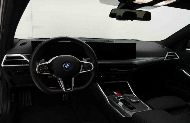 BMW_BMW_3_2654397_8.jpg