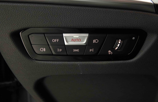 BMW_BMW_3_2654398_21.jpg