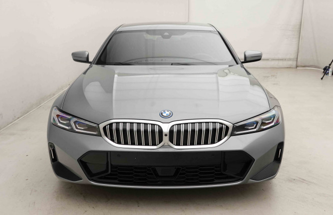 BMW_BMW_3_2654399_28.jpg