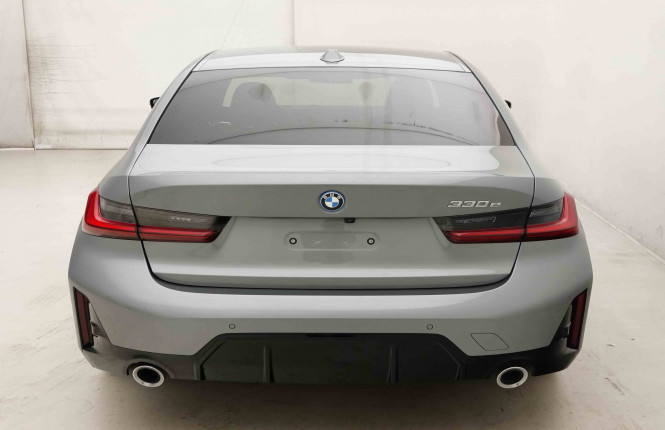 BMW_BMW_3_2654399_31.jpg