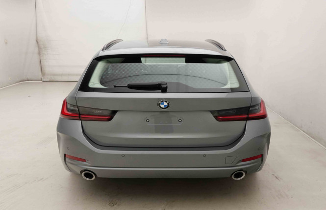 BMW_BMW_3_2654487_30.jpg