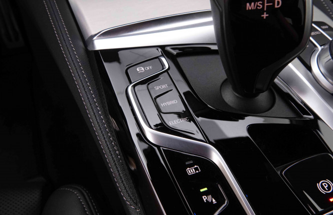 BMW_BMW_5_2548392_20.jpg