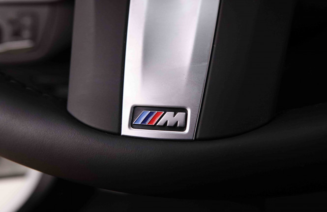 BMW_BMW_5_2548392_27.jpg