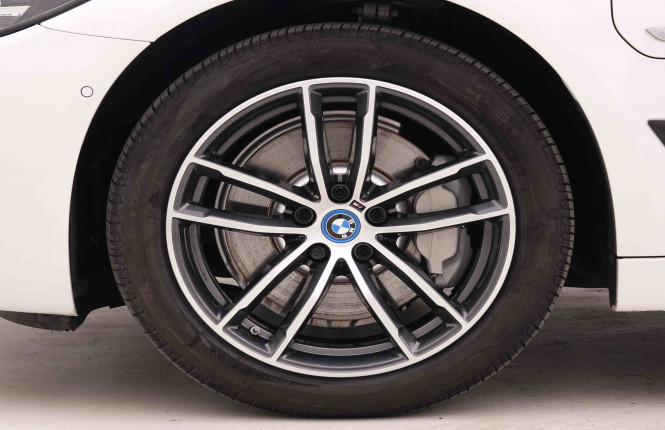 BMW_BMW_5_2548392_30.jpg