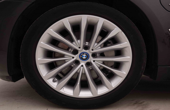 BMW_BMW_5_2549708_24.jpg