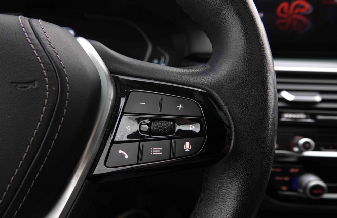 BMW_BMW_5_2550296_24.jpg