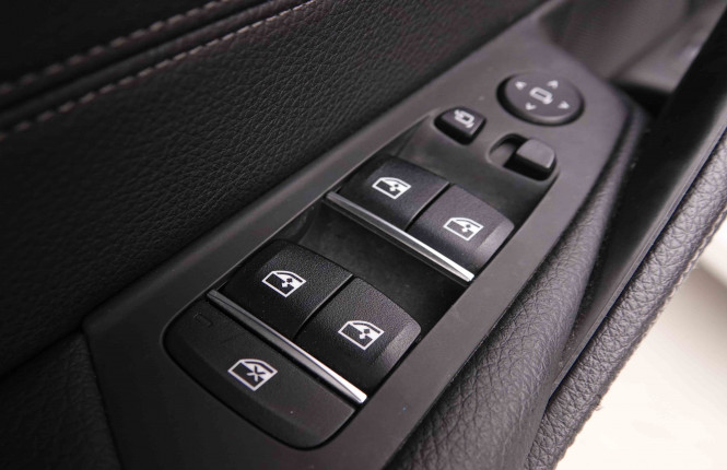 BMW_BMW_5_2550296_25.jpg
