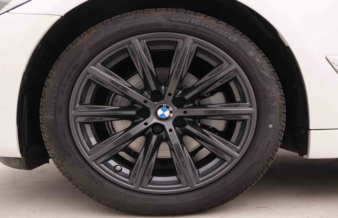 BMW_BMW_5_2550296_26.jpg