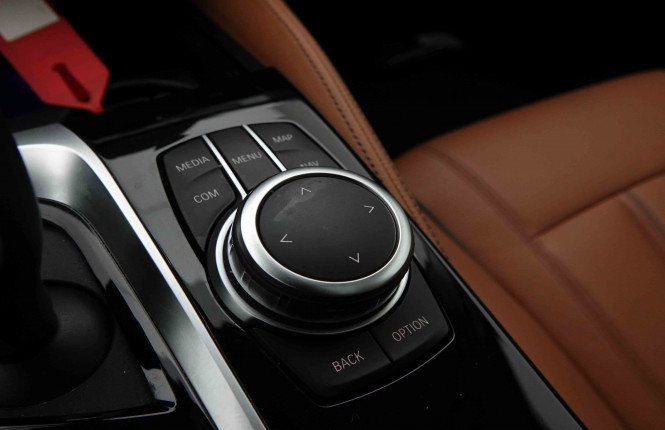 BMW_BMW_5_2654241_16.jpg