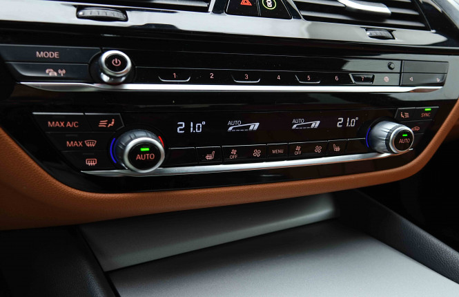 BMW_BMW_5_2654565_14.jpg