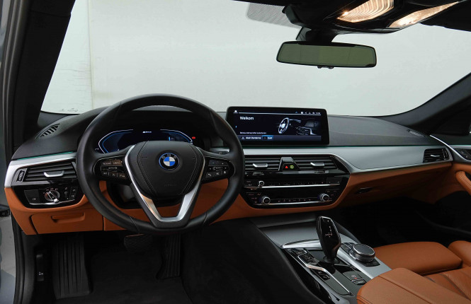 BMW_BMW_5_2654565_7.jpg