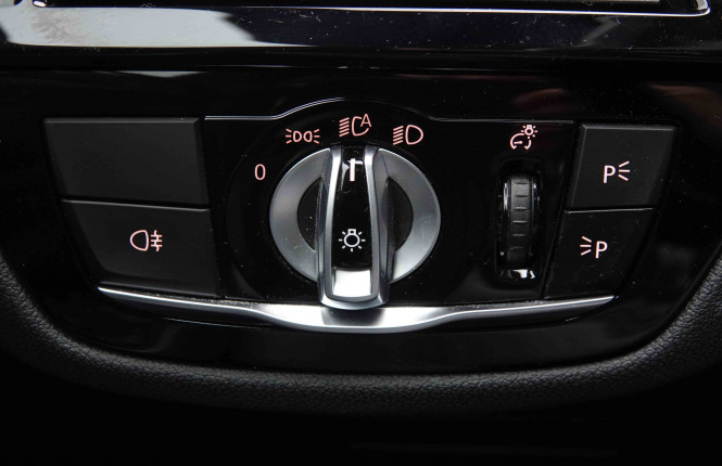 BMW_BMW_6_2550183_11.jpg