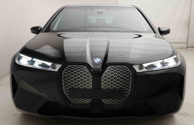 BMW_BMW_IX_2654584_30.jpg