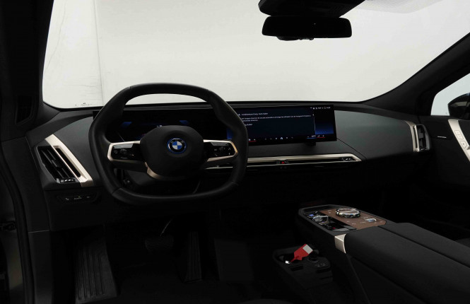 BMW_BMW_IX_2654584_8.jpg
