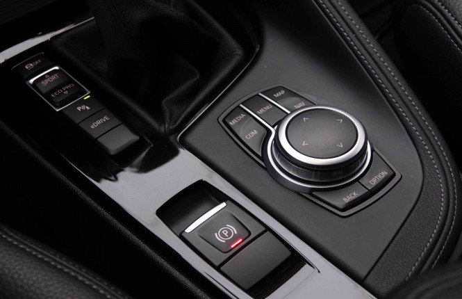 BMW_BMW_X1_2550244_15.jpg BMW_BMW_X1_2550244_15.jpg