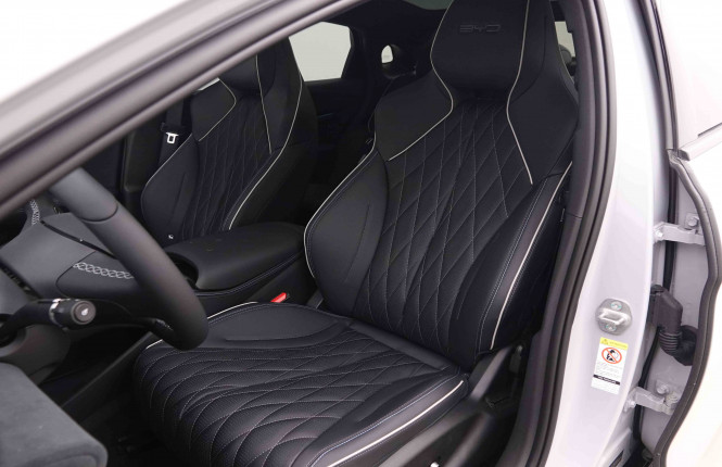 BYD_BYD_SEAL_2549894_7.jpg