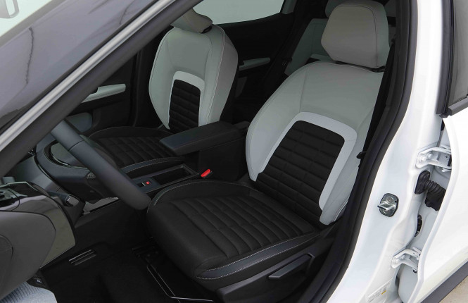 CITROEN_CITROEN_C3AIRCROSS_2654878_6.jpg