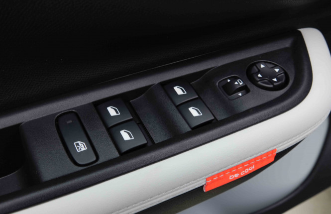 CITROEN_CITROEN_C3AIRCROSS_2654884_18.jpg CITROEN_CITROEN_C3AIRCROSS_2654884_18.jpg