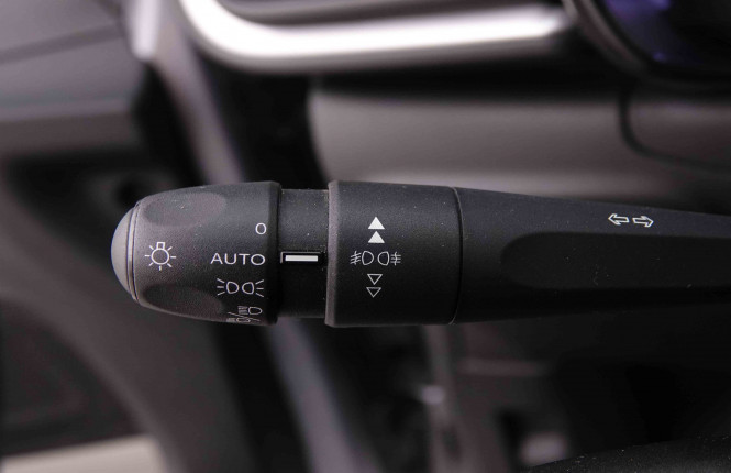 CITROEN_CITROEN_C3_2550405_11.jpg CITROEN_CITROEN_C3_2550405_11.jpg