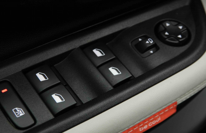 CITROEN_CITROEN_C3_2654475_16.jpg