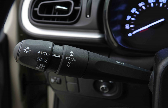 CITROEN_CITROEN_C3_2654597_12.jpg